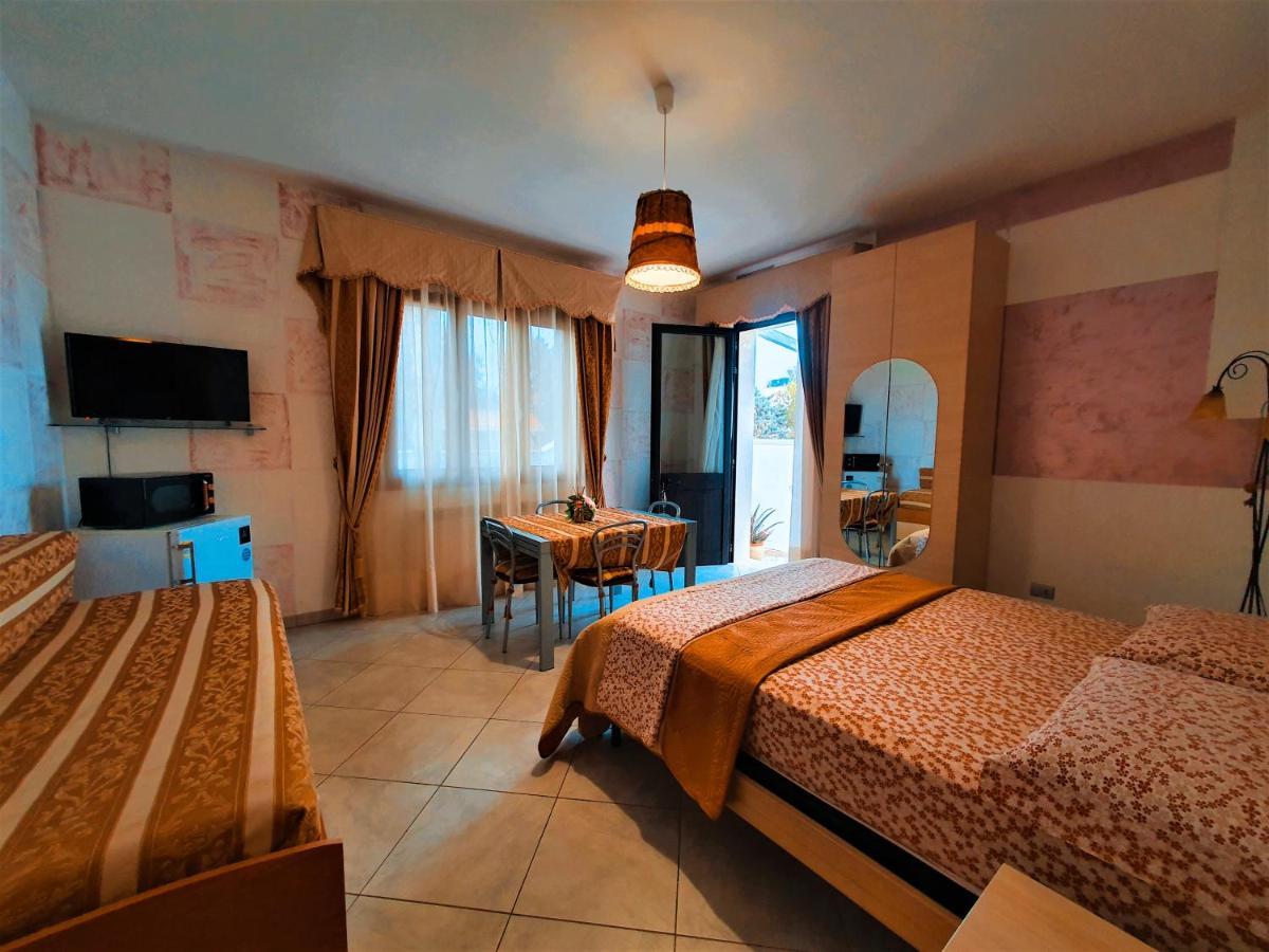 Da Casa Tiziana Hotel Porto Cesareo Kültér fotó