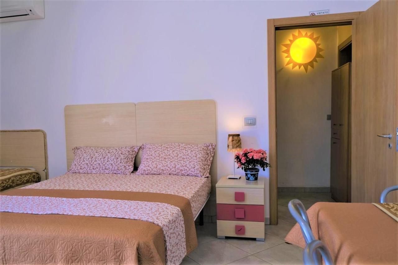 Da Casa Tiziana Hotel Porto Cesareo Kültér fotó